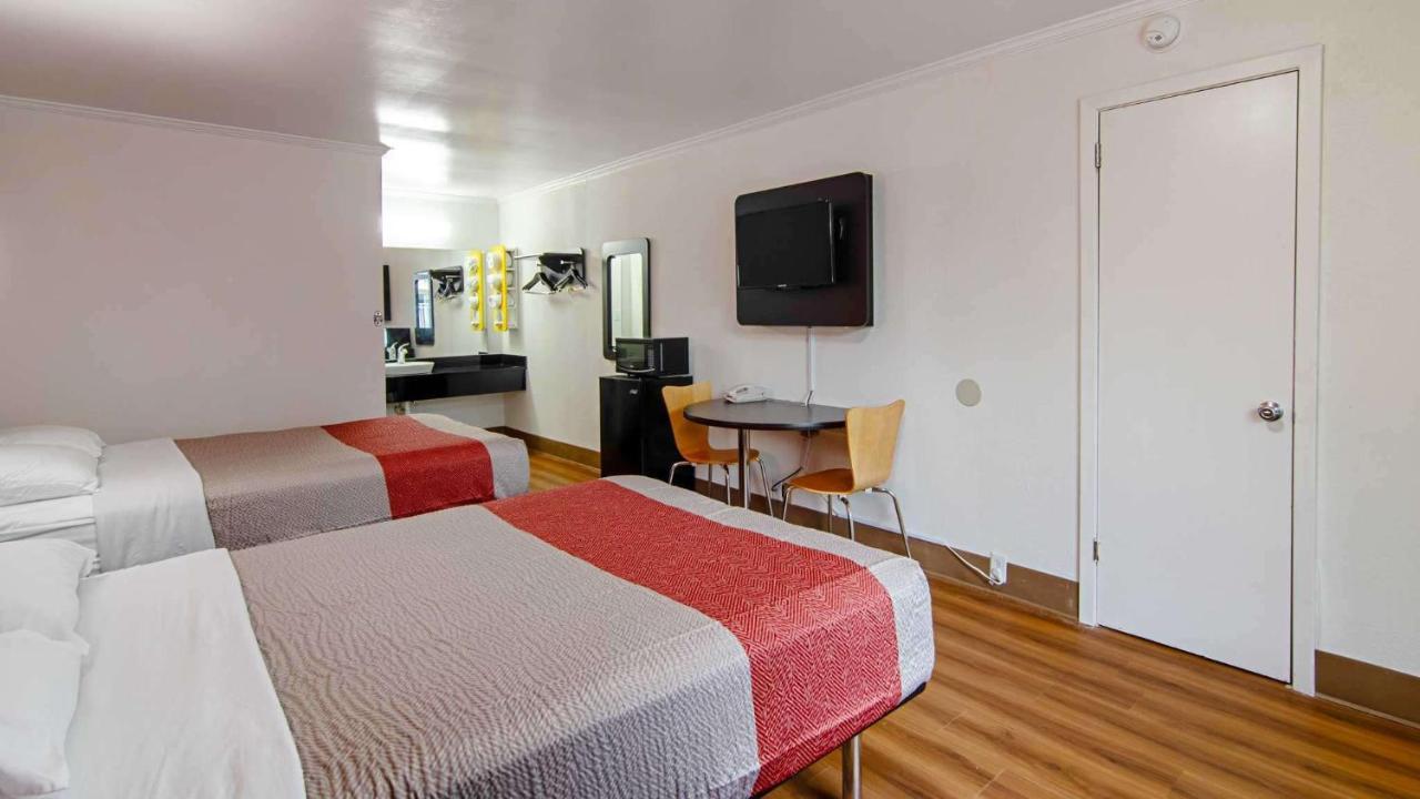 Motel 6-Bay Minette, Al Zewnętrze zdjęcie