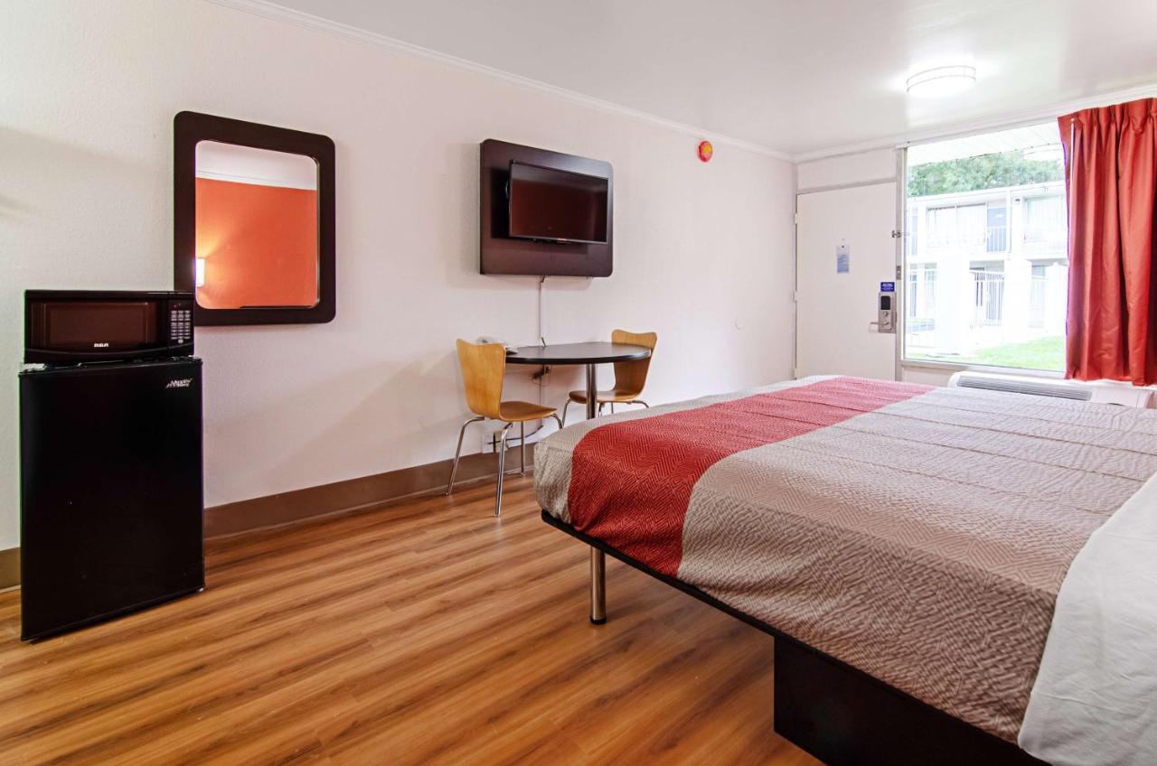 Motel 6-Bay Minette, Al Zewnętrze zdjęcie